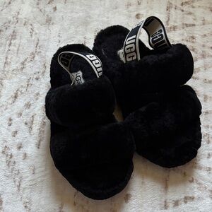 UGG Black Fluffy Women's Slippers